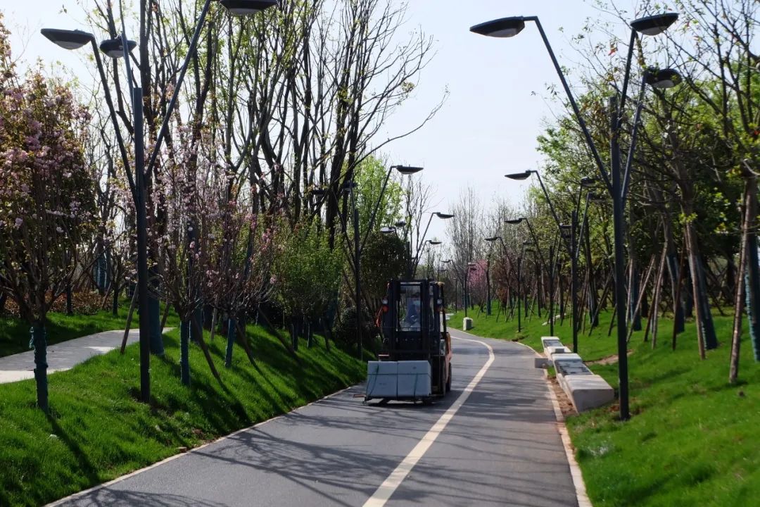 项目在进行扫尾工程。李丹 摄